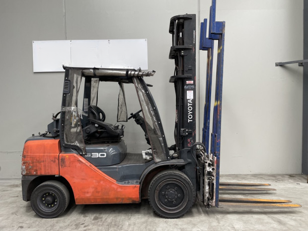 2019 Toyota 32-8FG30 - FU17293