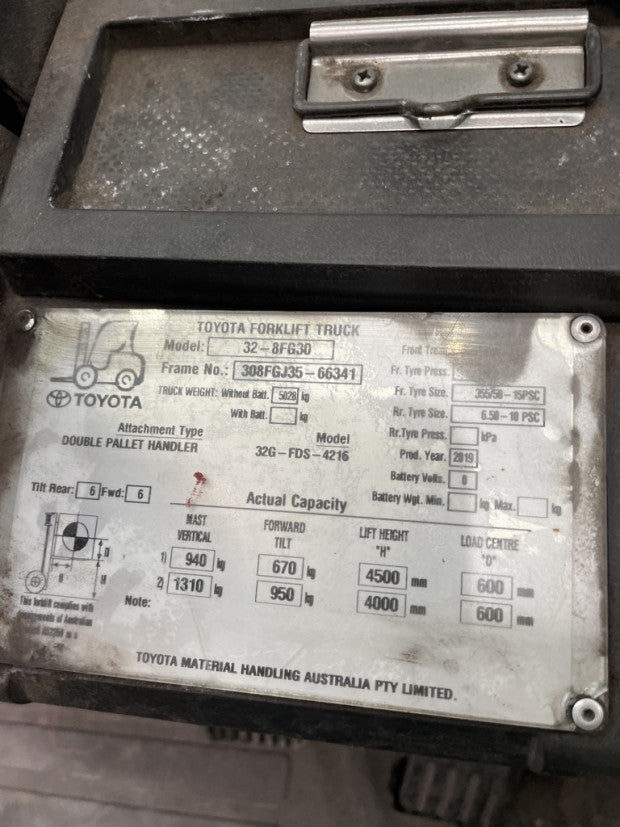 2019 Toyota 32-8FG30 - FU17293