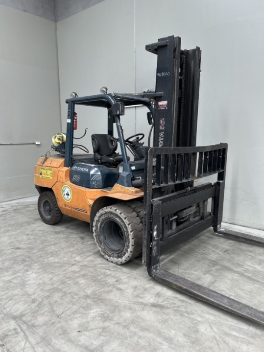 2005 Toyota 02-7FGA50 - FU18000