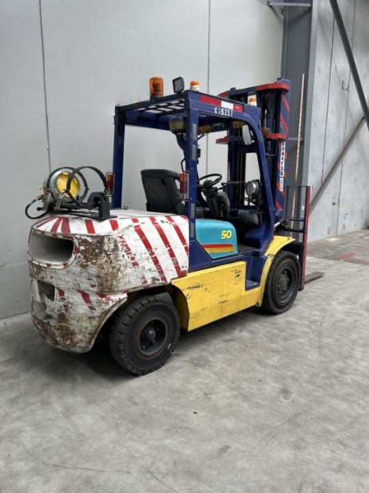 2001 Komatsu FG50AT-7 - FU18049