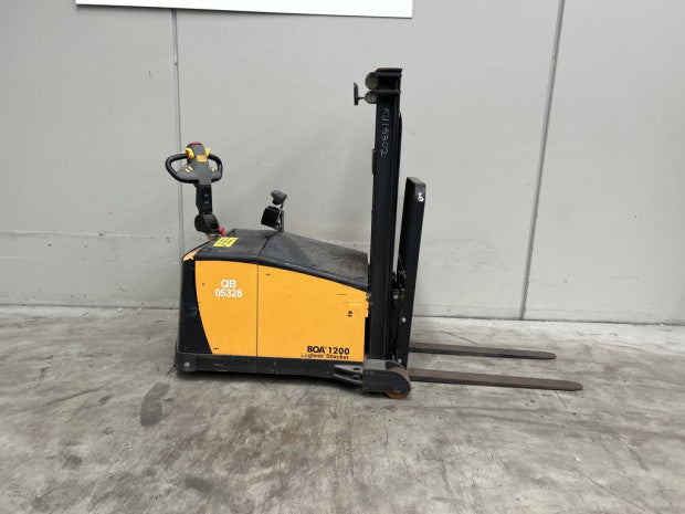 2010 Sumi Boa - FU18302