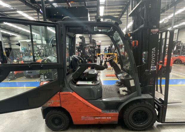 Forklift 2019 Toyota 8FG25 - FU18419