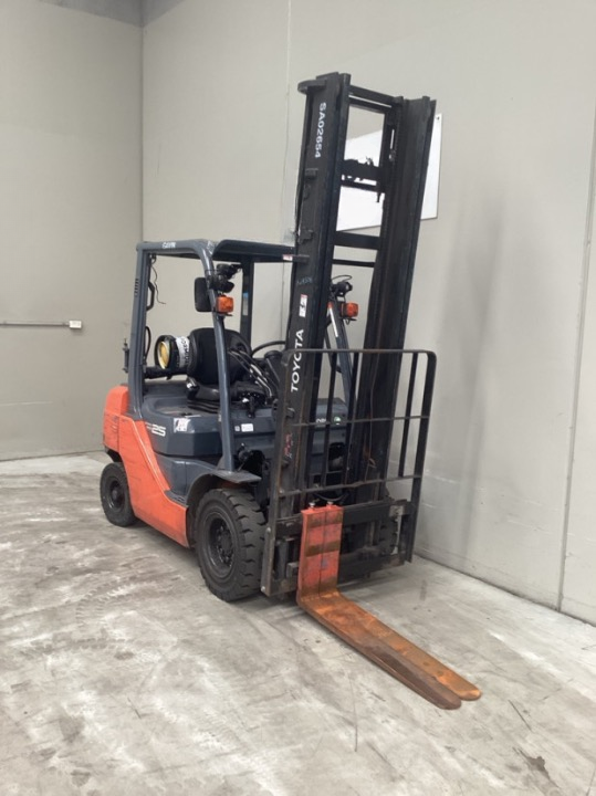 2019 Toyota 32-8FG25 - FU18506