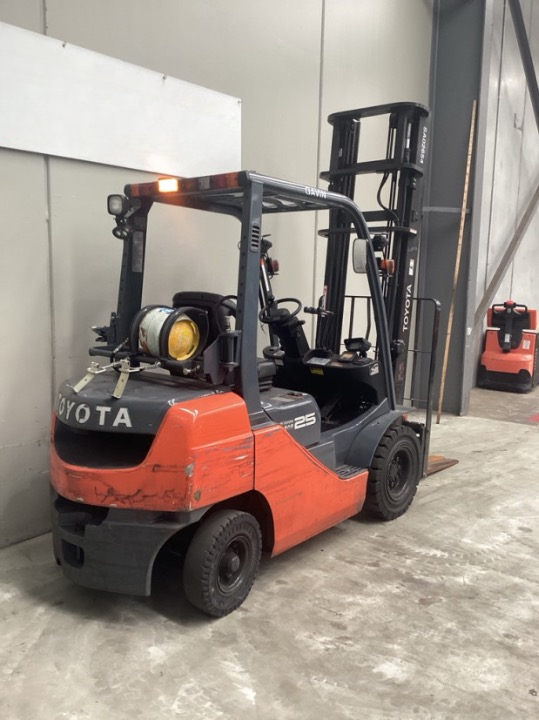 2019 Toyota 32-8FG25 - FU18506