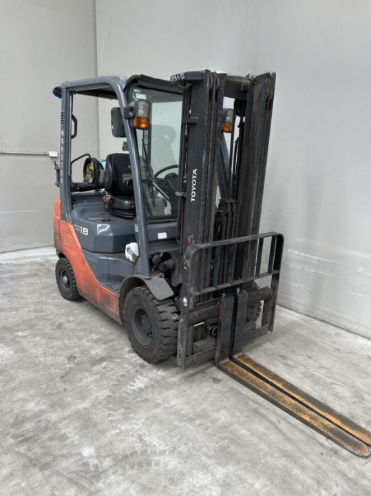 2013 Toyota 32-8FG18 - FU18592