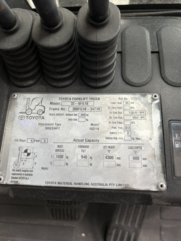 2013 Toyota 32-8FG18 - FU18592