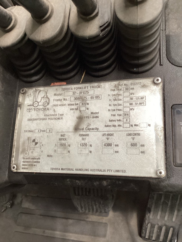 2016 Toyota 32-8FG25 - FU18601