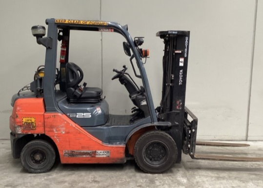 Forklift 2016 Toyota 32-8FG25 - FU18610