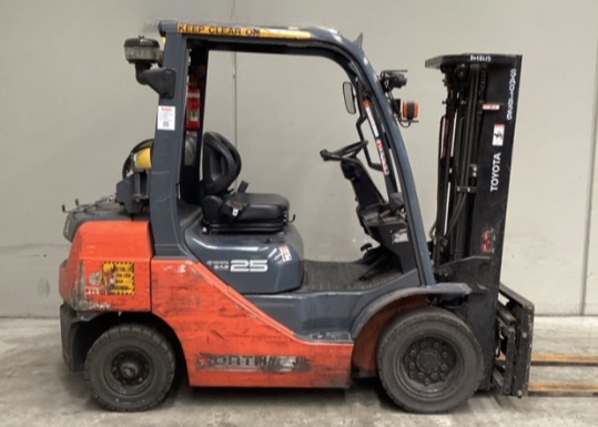 Forklift 2016 Toyota 32-8FG25 - FU18613
