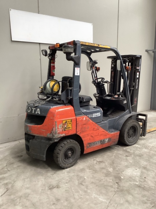 2016 Toyota 32-8FG25 - FU18613