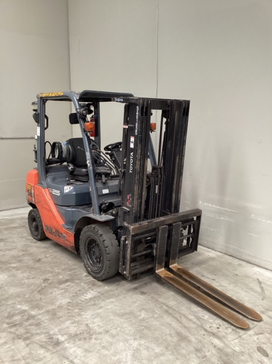 2016 Toyota 32-8FG25 - FU18615
