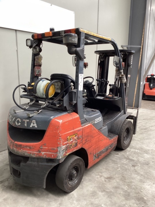 2016 Toyota 32-8FG25 - FU18637