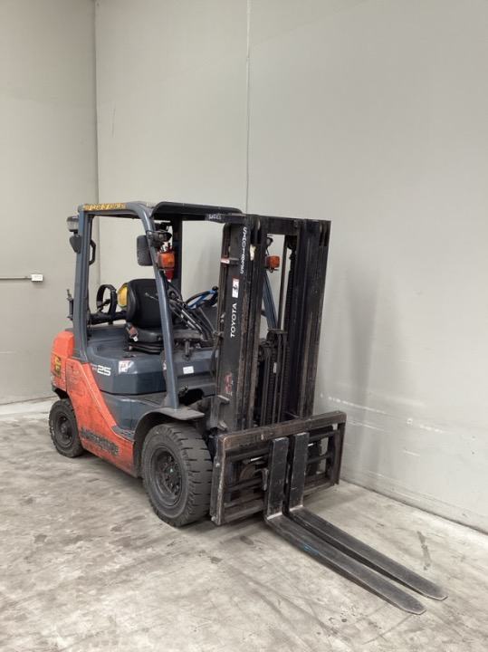 2016 Toyota 32-8FG25 - FU18608