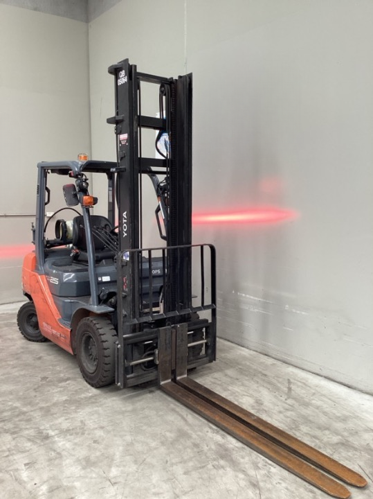 2019 Toyota 32-8FG25 - FU18588