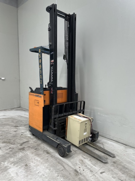 2010 Toyota 7FBR13 - FU18593