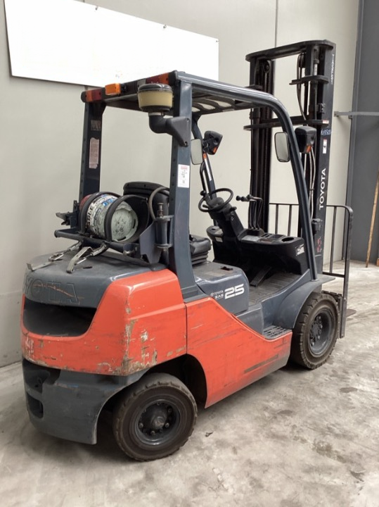 2014 Toyota 32-8FG25 - FU18808