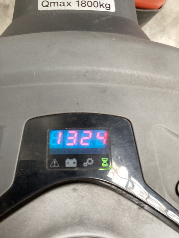 2016 BT LWE180 - FU18812