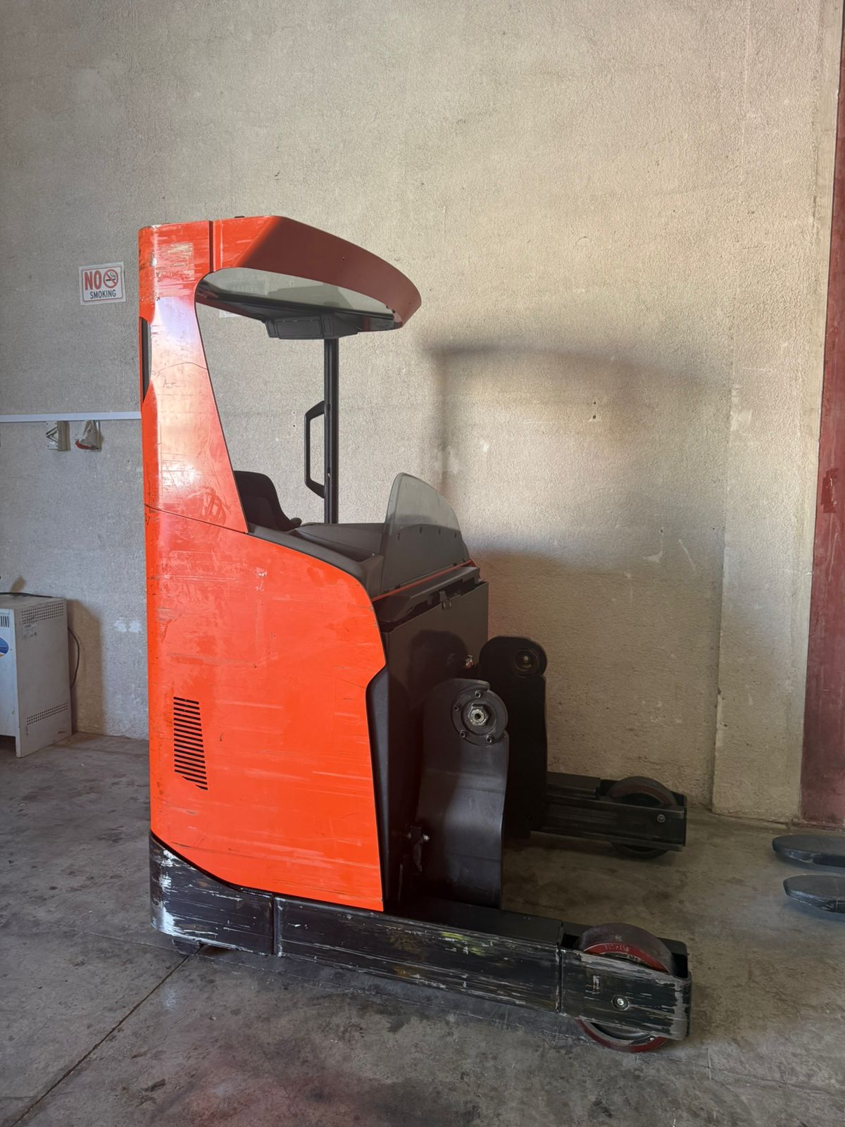 2017 Toyota RRE140H - RT008