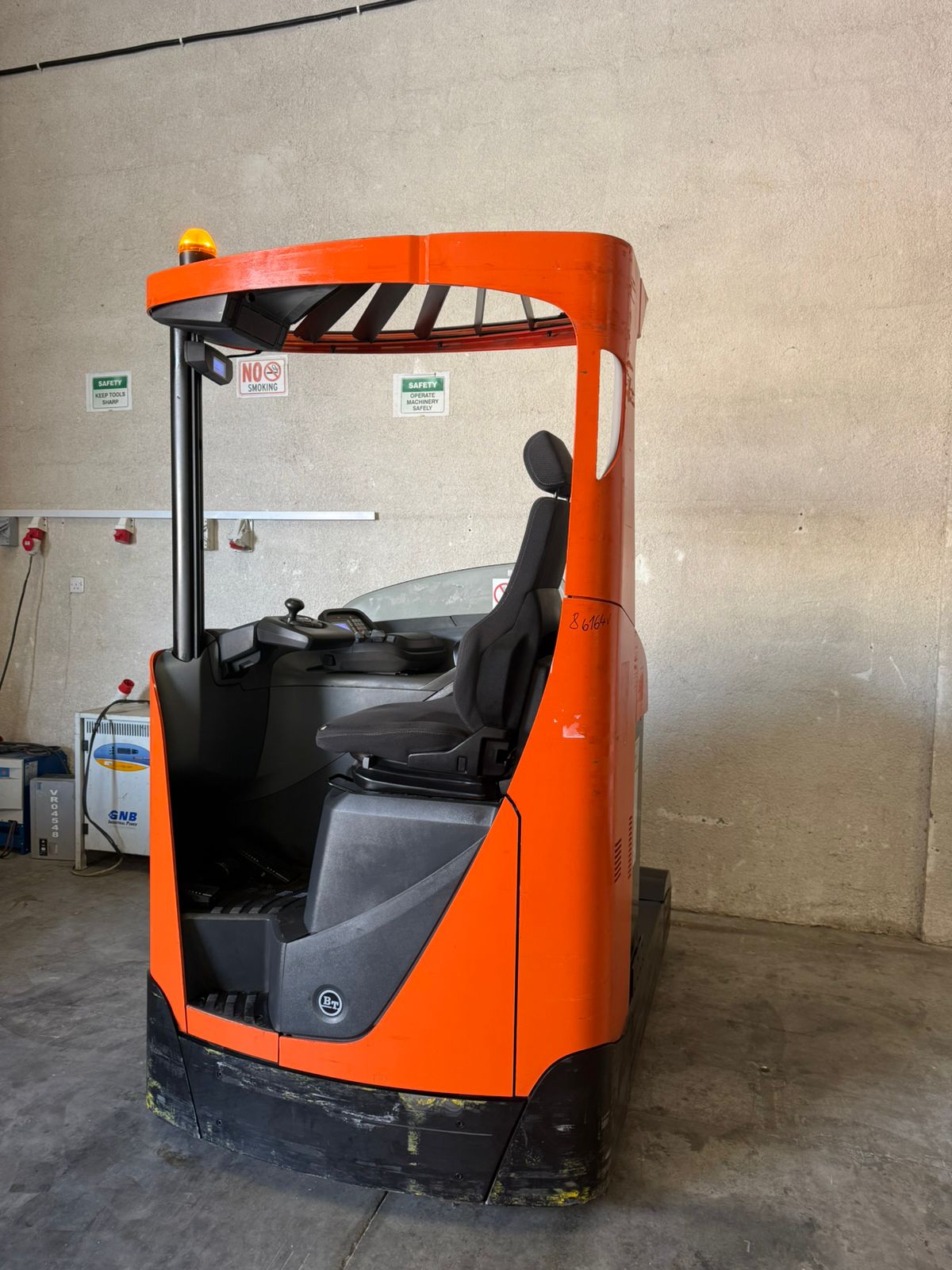 2018 Toyota RRE200 - RT006