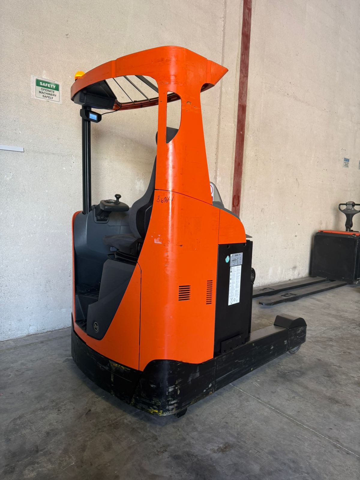 2018 Toyota RRE200 - RT006