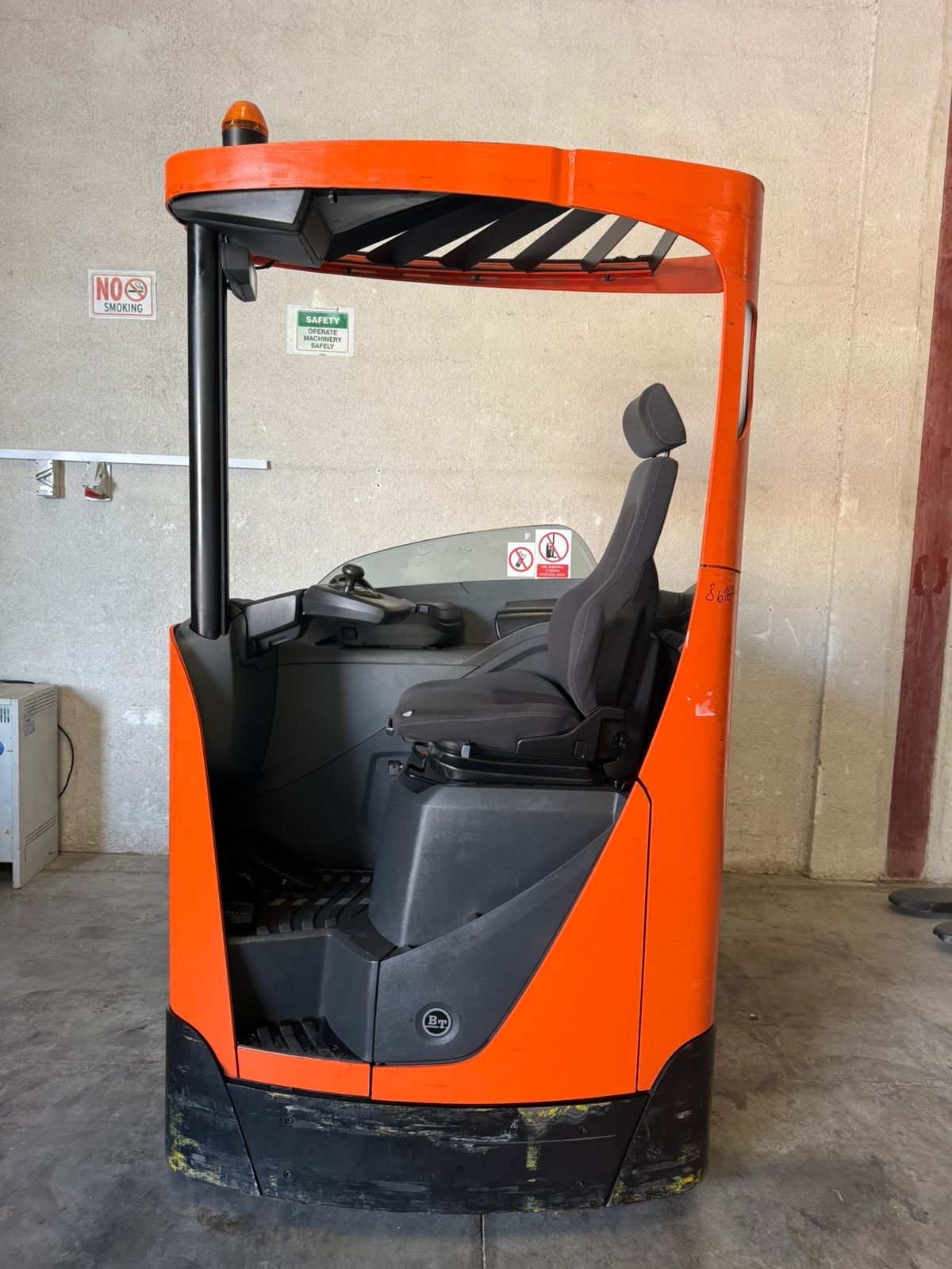 2018 Toyota RRE200 - RT006