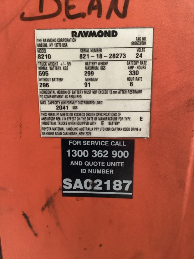 2018 Raymond 8210 - FU19619
