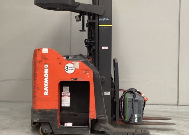 2015 Raymond 7700 - FU19256