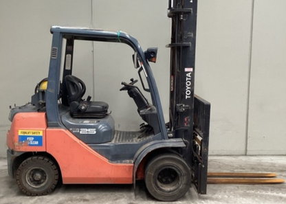 2015 Toyota 32-8FG25 - FU18777