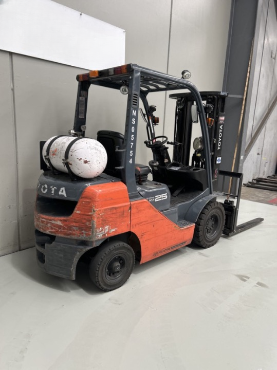 2015 Toyota 32-8FG18 - FU18725
