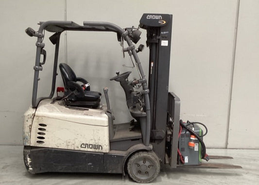 2017 Crown SC5200 - FU18451