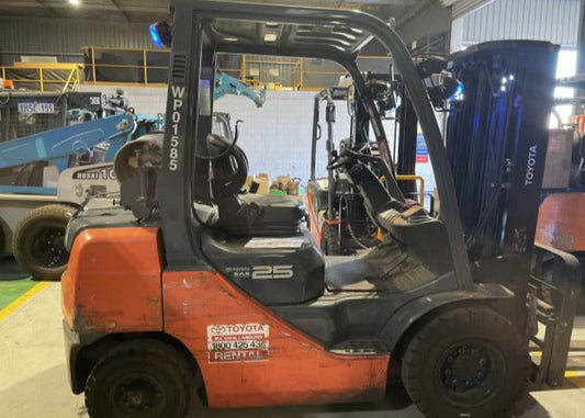 2017 Toyota 32-8FG25 - FU19322