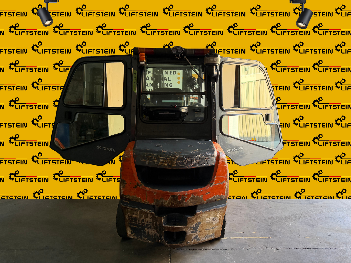 2017 Toyota 8FDU30 - FL0024