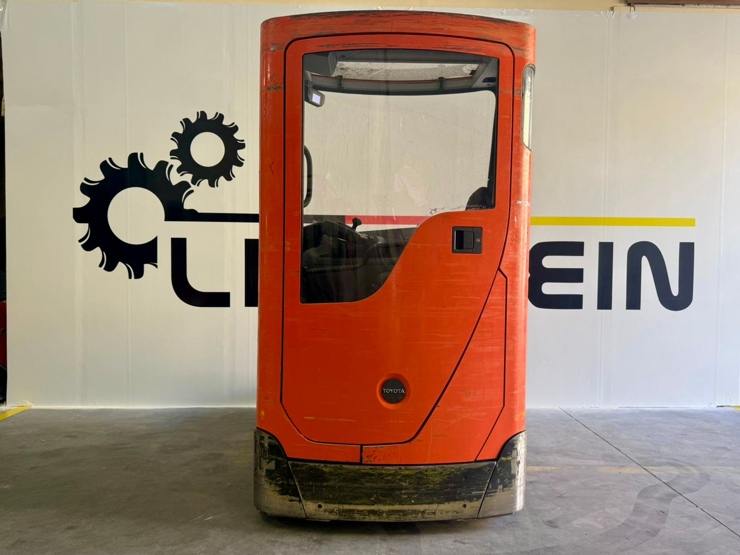 2017 Toyota RRE200HCC - RT0025