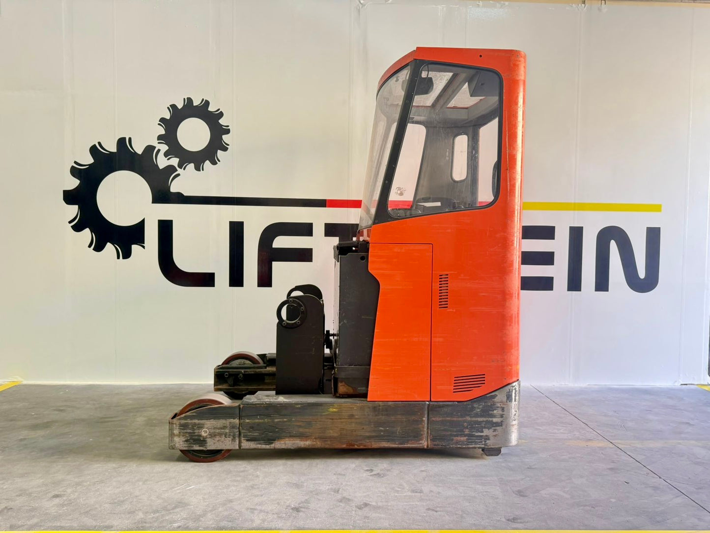 2017 Toyota RRE200HCC - RT0025