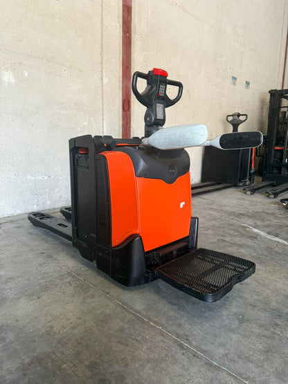 2017 Toyota LPE200 - LP006