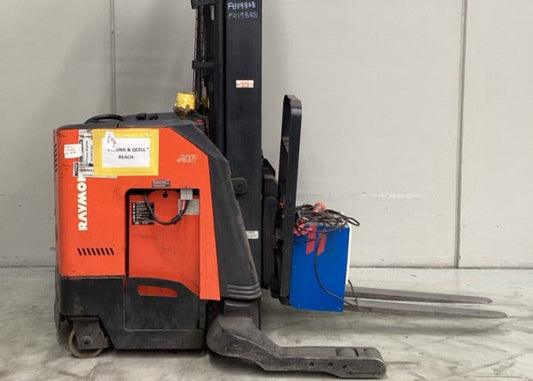 2011 Raymond 7400 - FU19388