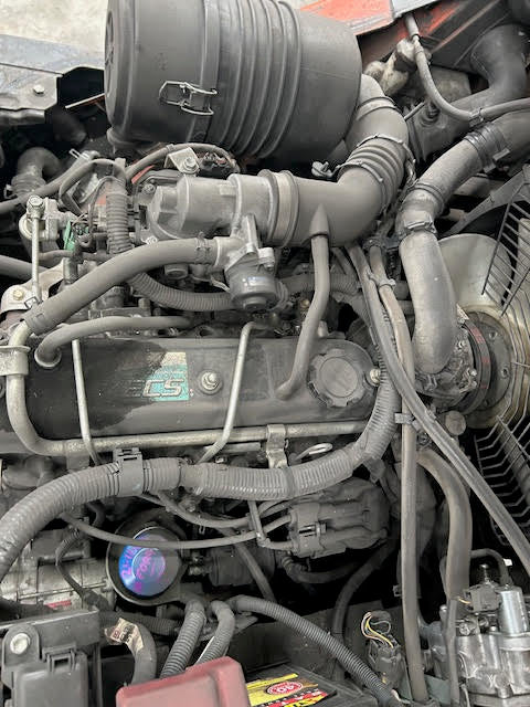 2011 Toyota 32-8FG25 - FU18810